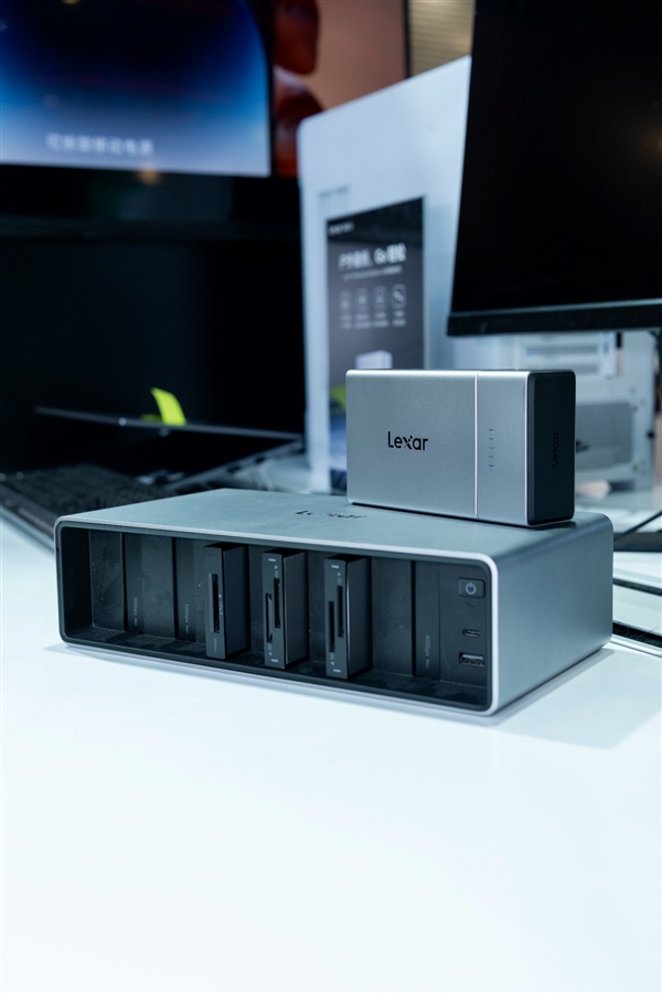 2025 Beijing P&E Show: Lexar Showcases Full Spectrum Memory Solutions with First-Ever Stainless Steel Card On-Sale