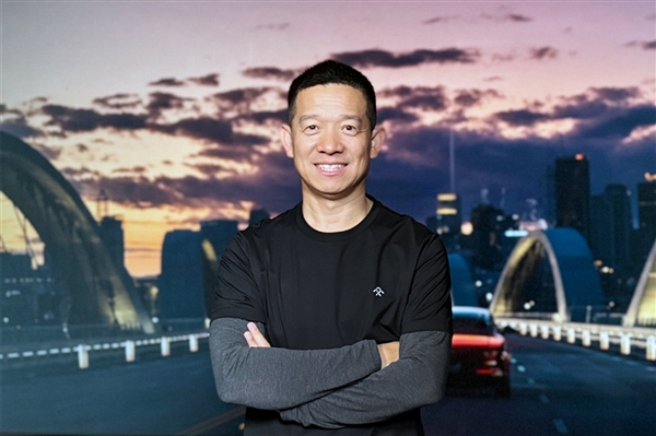 Gan Wei to Visit Jia Yueting in the U.S., Promises Signed Memorabilia