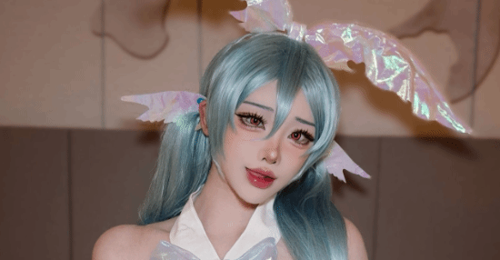 Korean cosplayer's Brown Dust 2 portrayal at BiliBili World