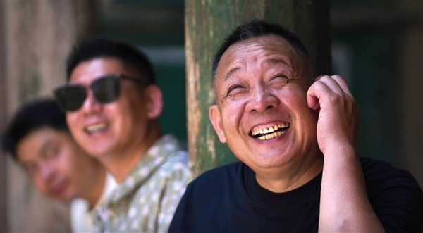 Yu Donglai responds to netizens wanting to apply to Pang Donglai: Recruitment before May 1st, conservatively 100 to 1