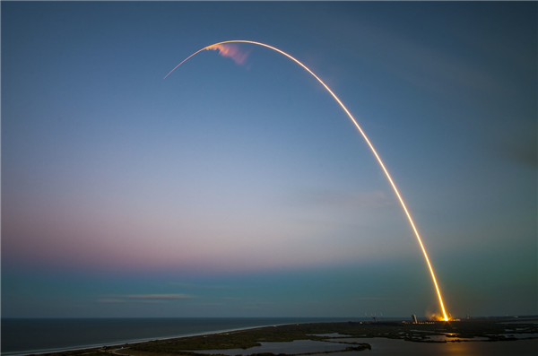 Continuous Work for 20 Days, Injuries Unreported: Two Former Employees Sue SpaceX