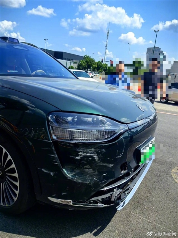 Huawei M9 owner demands over a million yuan in compensation after collision while using smart driving system; netizens criticize as extortion