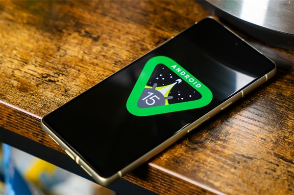 River rescue dispute over smartphone