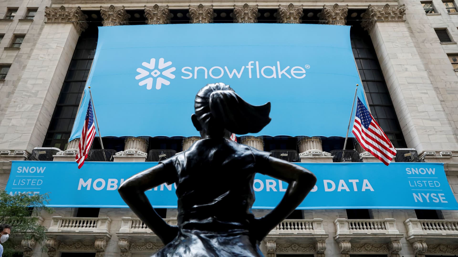 AI Fuels Software Rally, Led by MongoDB, Pure Storage, Snowflake