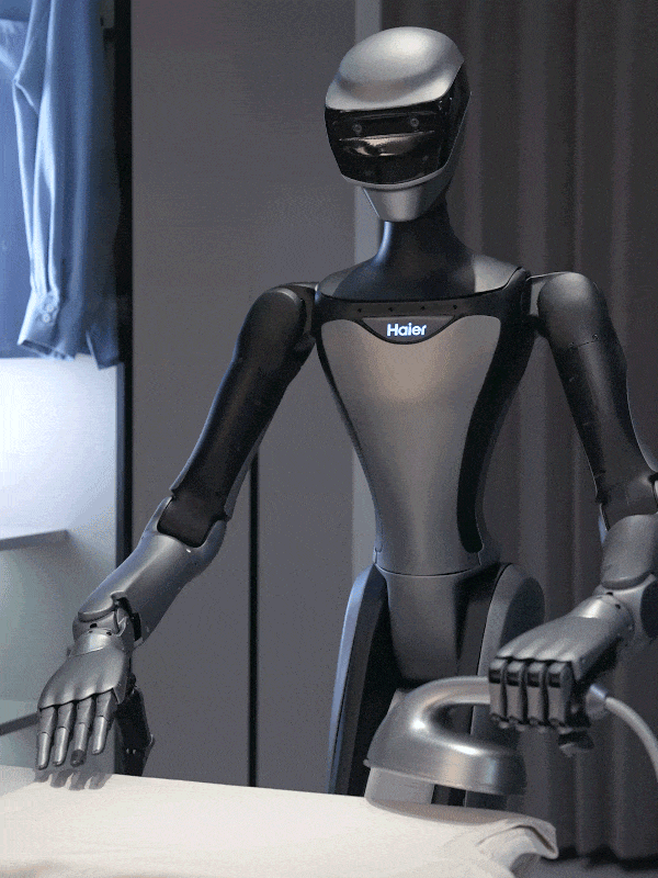 Haier and Xingdong Era Unveil 'Cyber Butler' Robot!