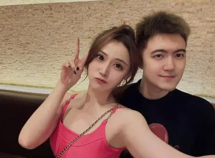 Zhang Xue, Cancer Blogger, Dies at 31