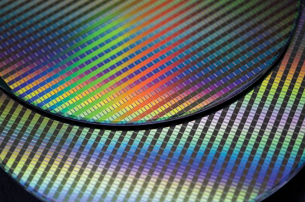 Samsung, Tesla $16.5B Chip Deal Not a Major Blow: Impacts Just 1% of TSMC Revenue