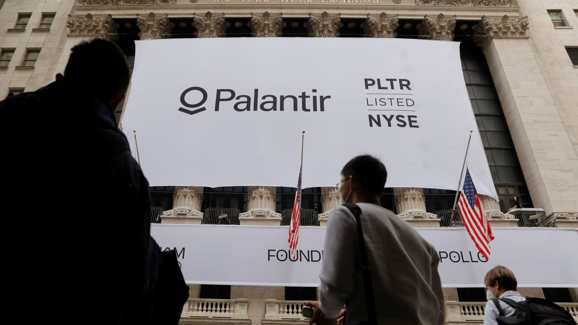 Palantir: A 1,700% Climb in 5 Years - The Story Behind the Surge