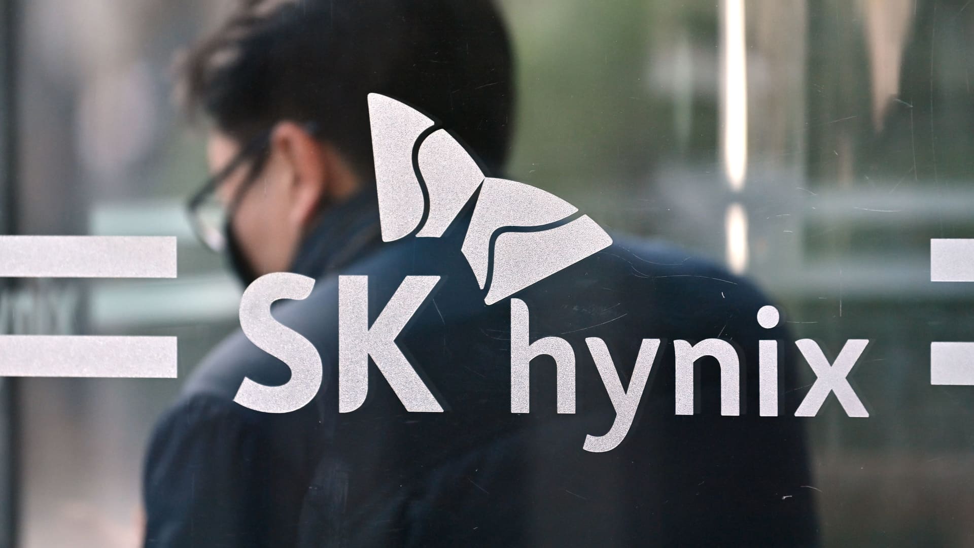 SK Hynix Gears Up for HBM4 Production