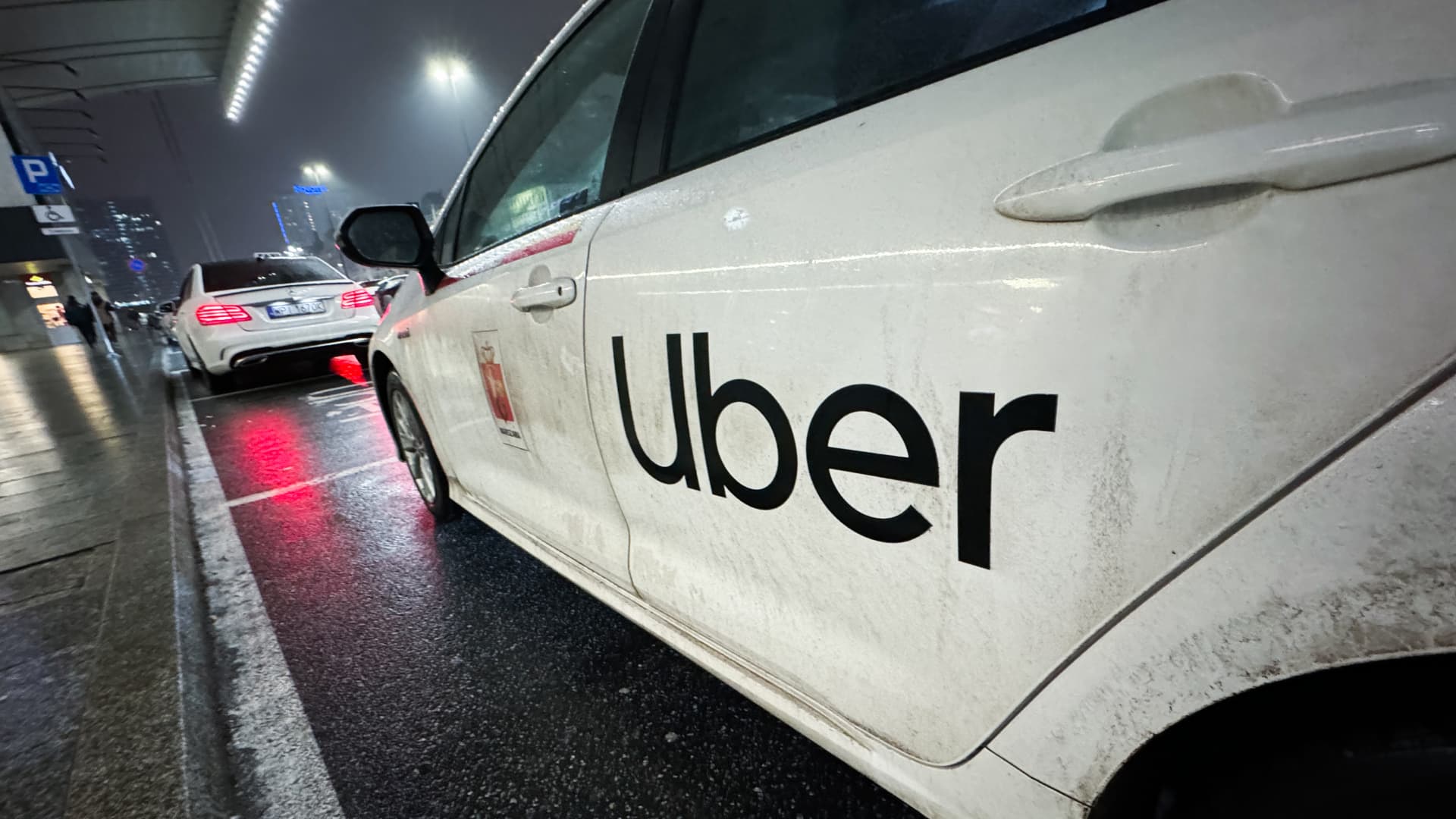 Uber to Offer Helicopter Rides Via Expanded Joby Deal