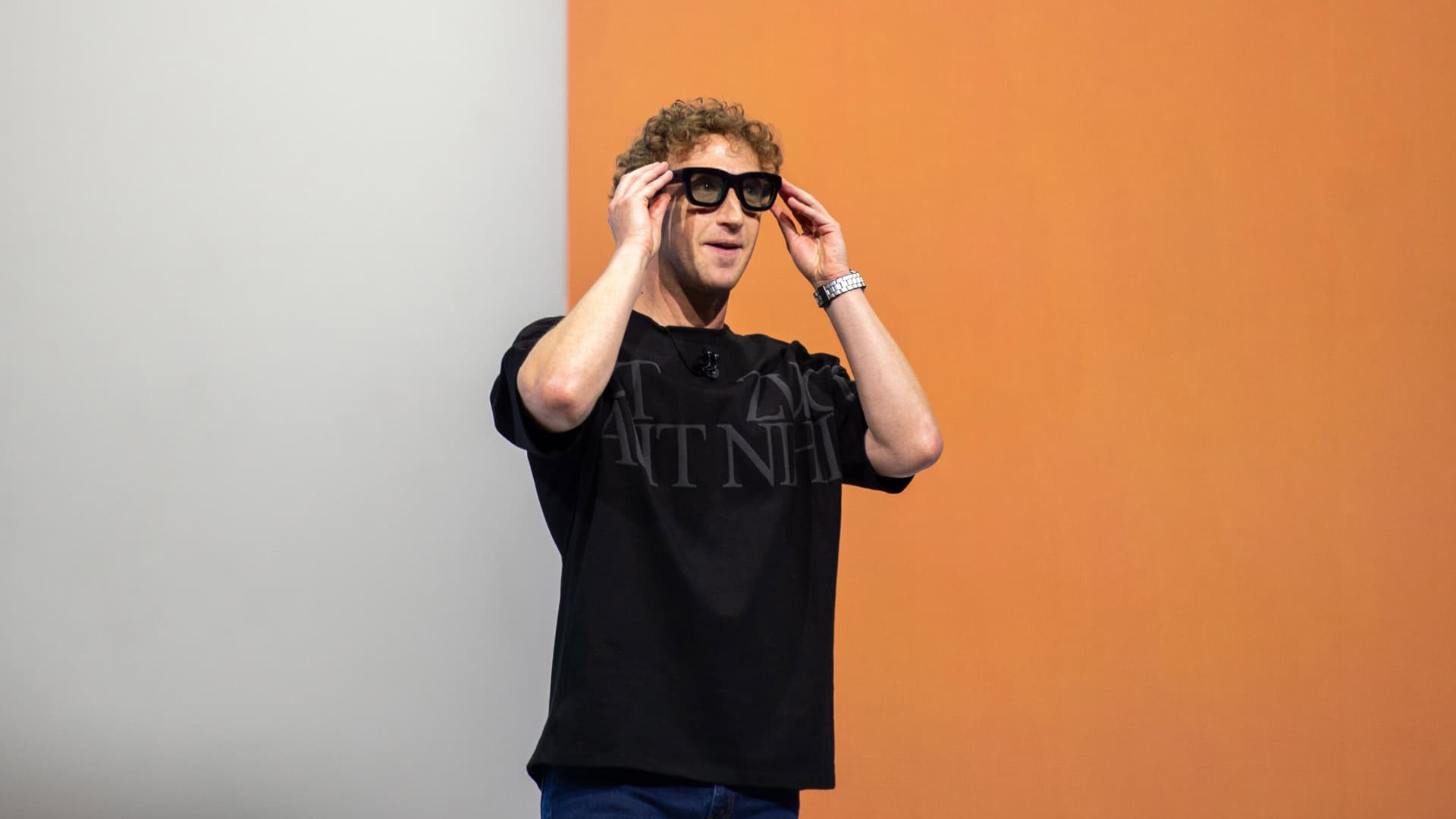 Meta and Ray-Ban Launch 9 Smart Glasses Featuring Display