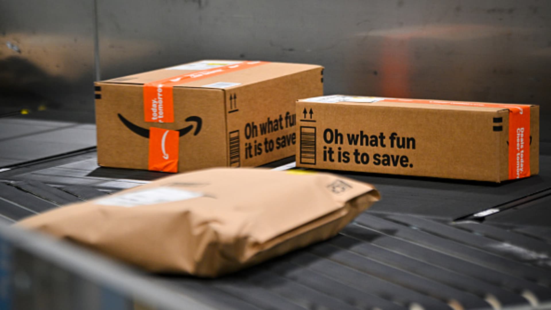 Amazon Unveils AI Agent to Streamline Seller Tasks