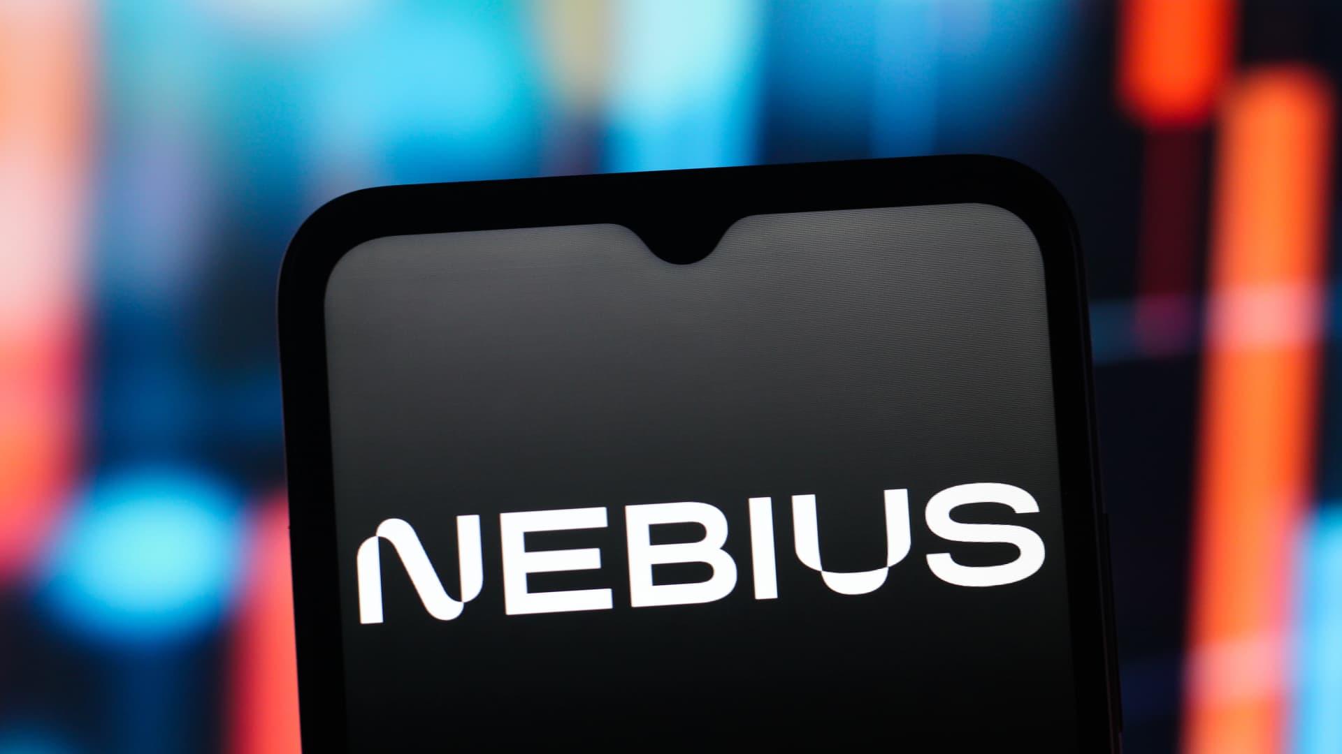 Nebius (NBIS) Stock Surges on AI Infrastructure Partnership with Microsoft (MSFT)