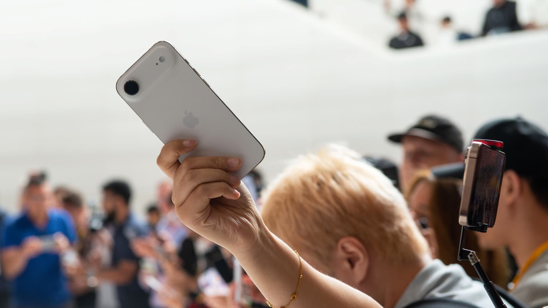 Apple iPhone Air China Launch Postponed