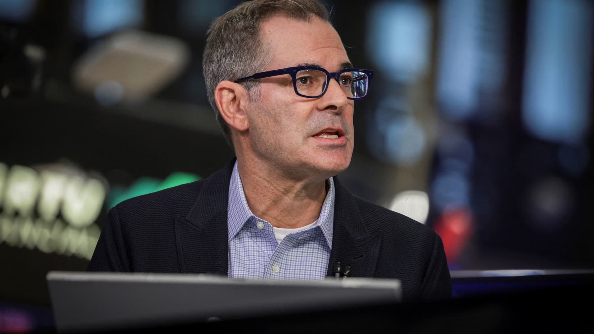 CoreWeave Shares Surge 12% on  Billion Meta Agreement