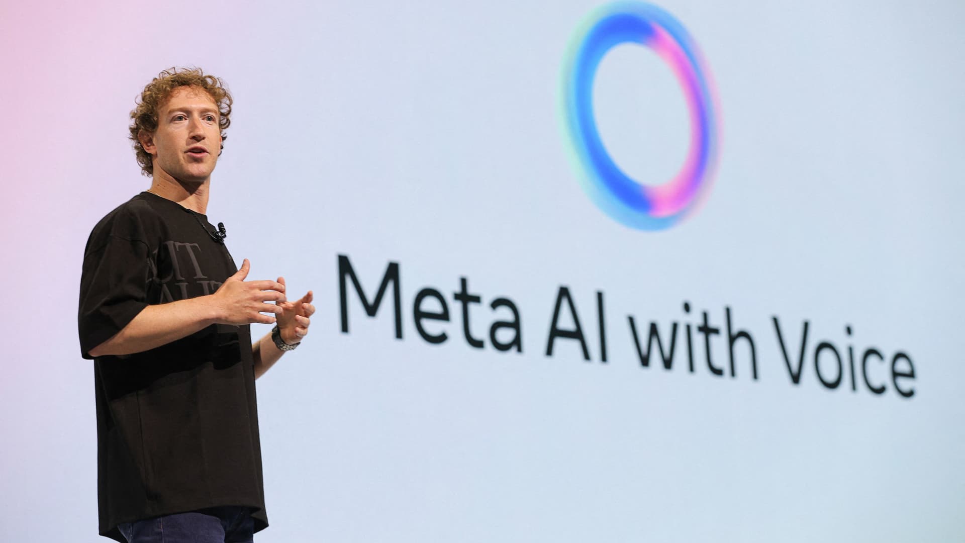 Meta Greenlights AI Chat-Based Ads on Facebook, Instagram
