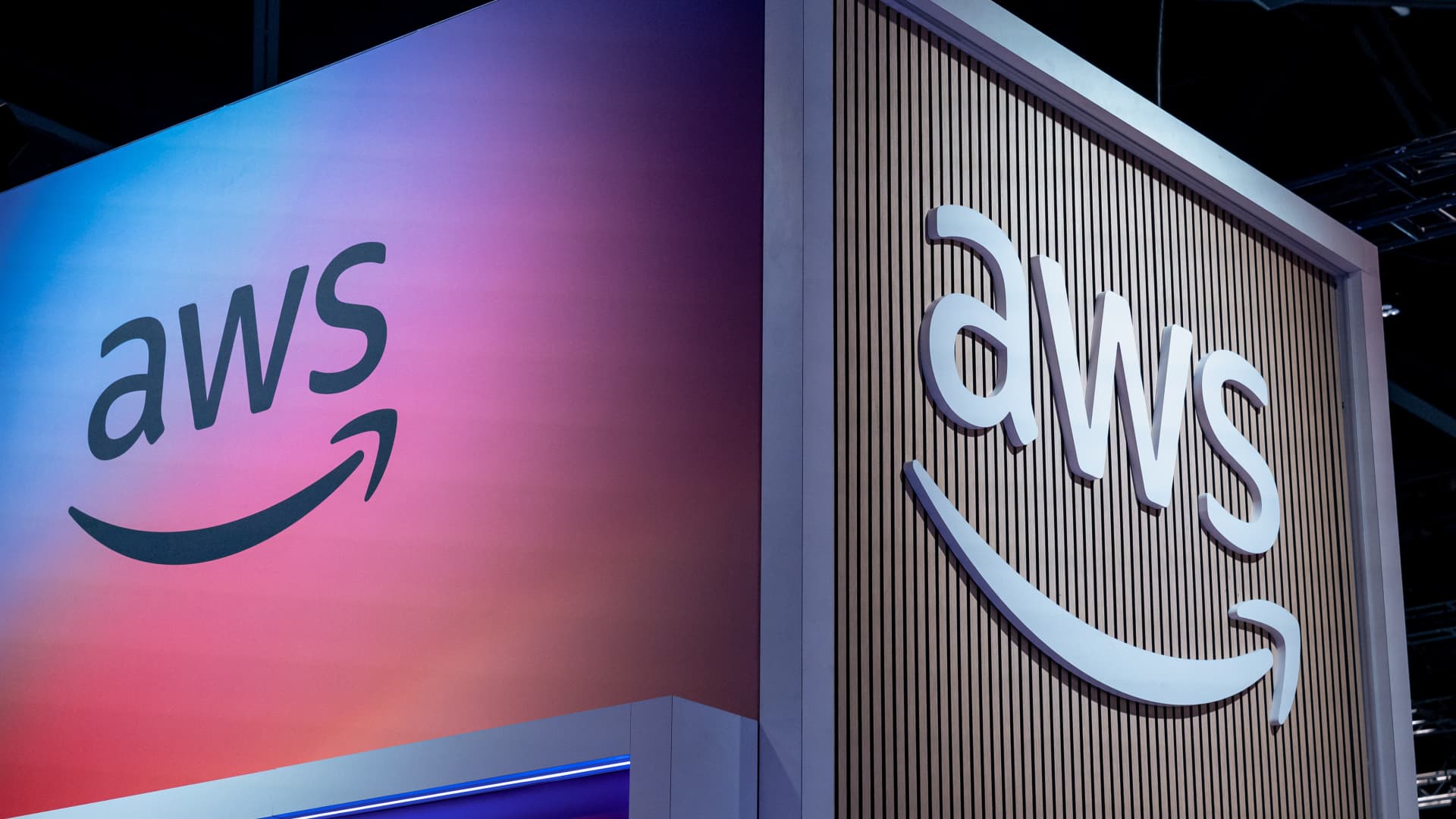 Amazon Web Services Outage Disrupts Major Websites