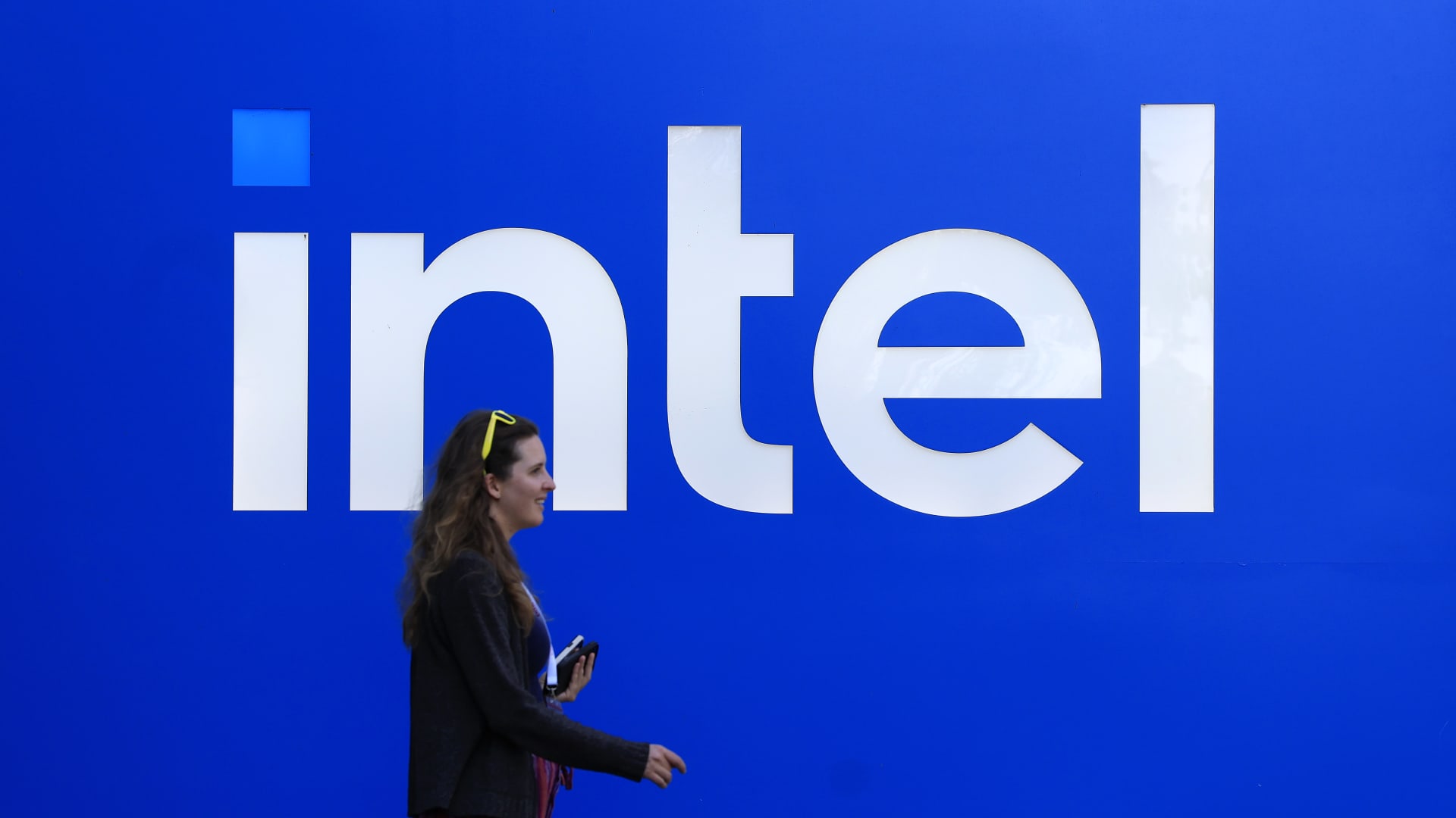 Jim Cramer's 10 Stock Market Predictions for Friday