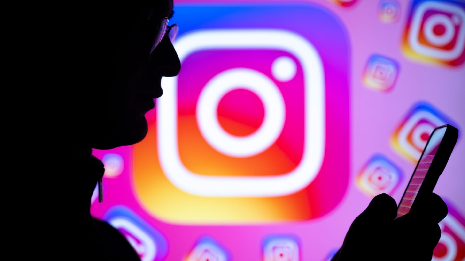 Instagram Rewards Top Creators With Gold Ring, But No Cash Prize