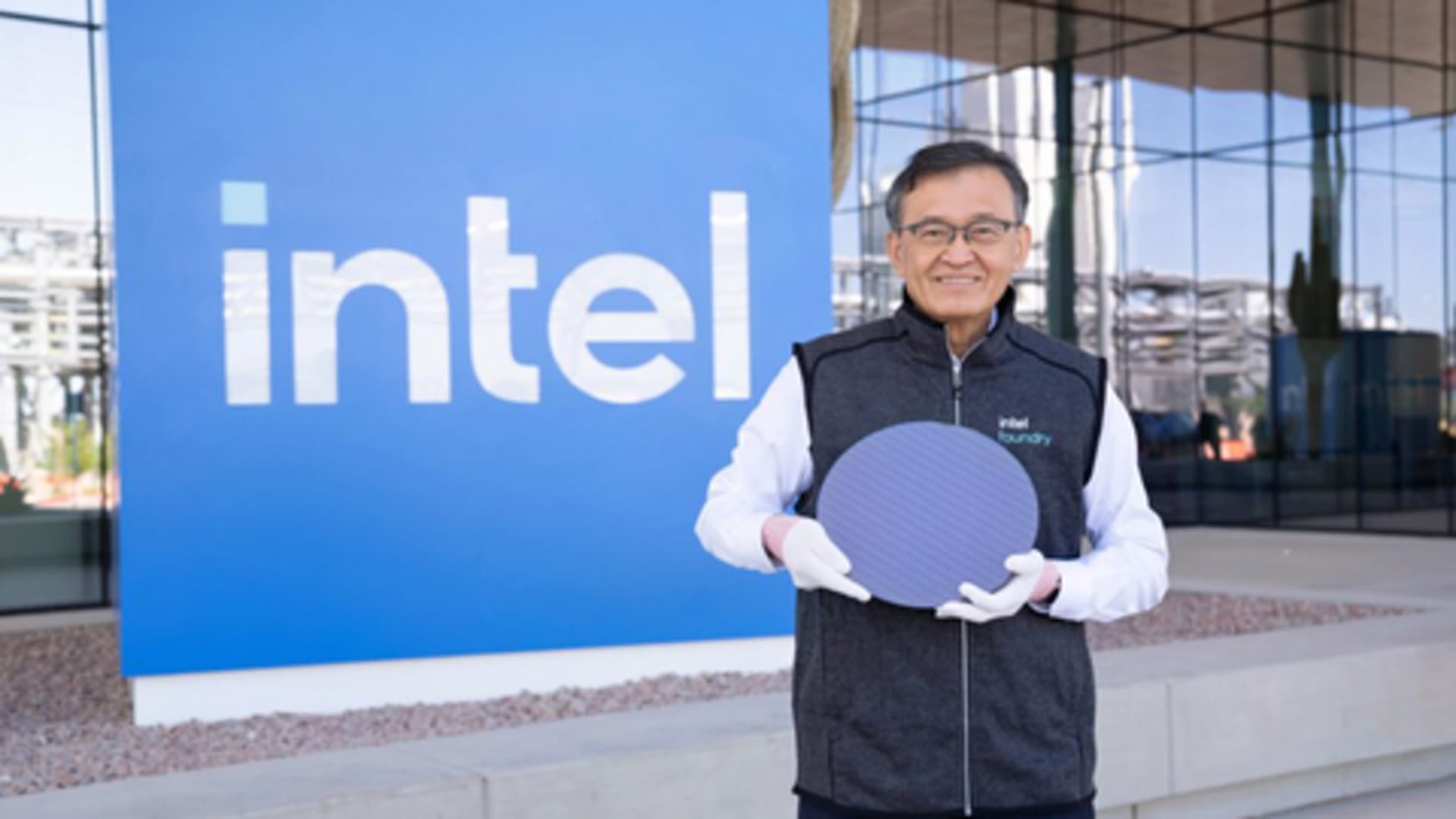 Intel (INTC) Q3 2025 Earnings Preview