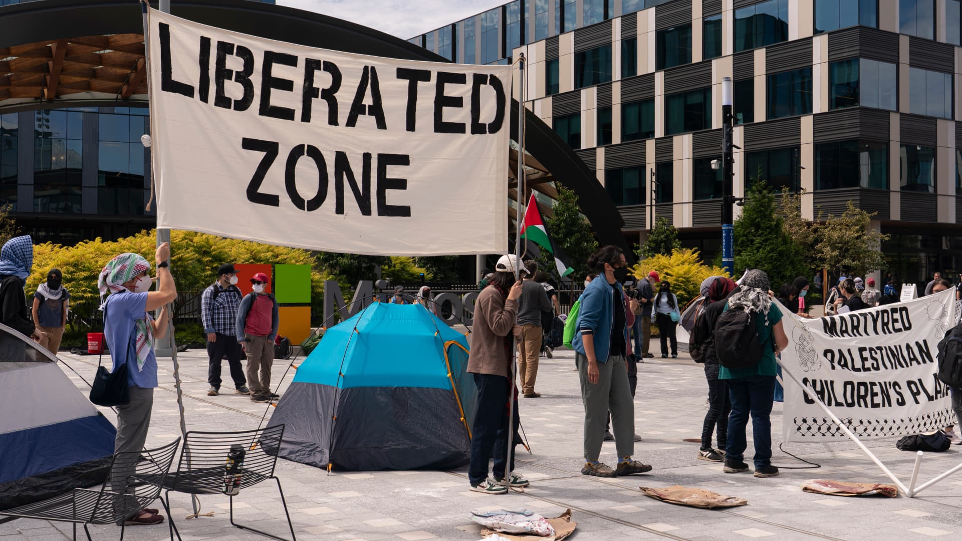 Microsoft Engineer Resigns Over Cloud Contract with Israeli Military