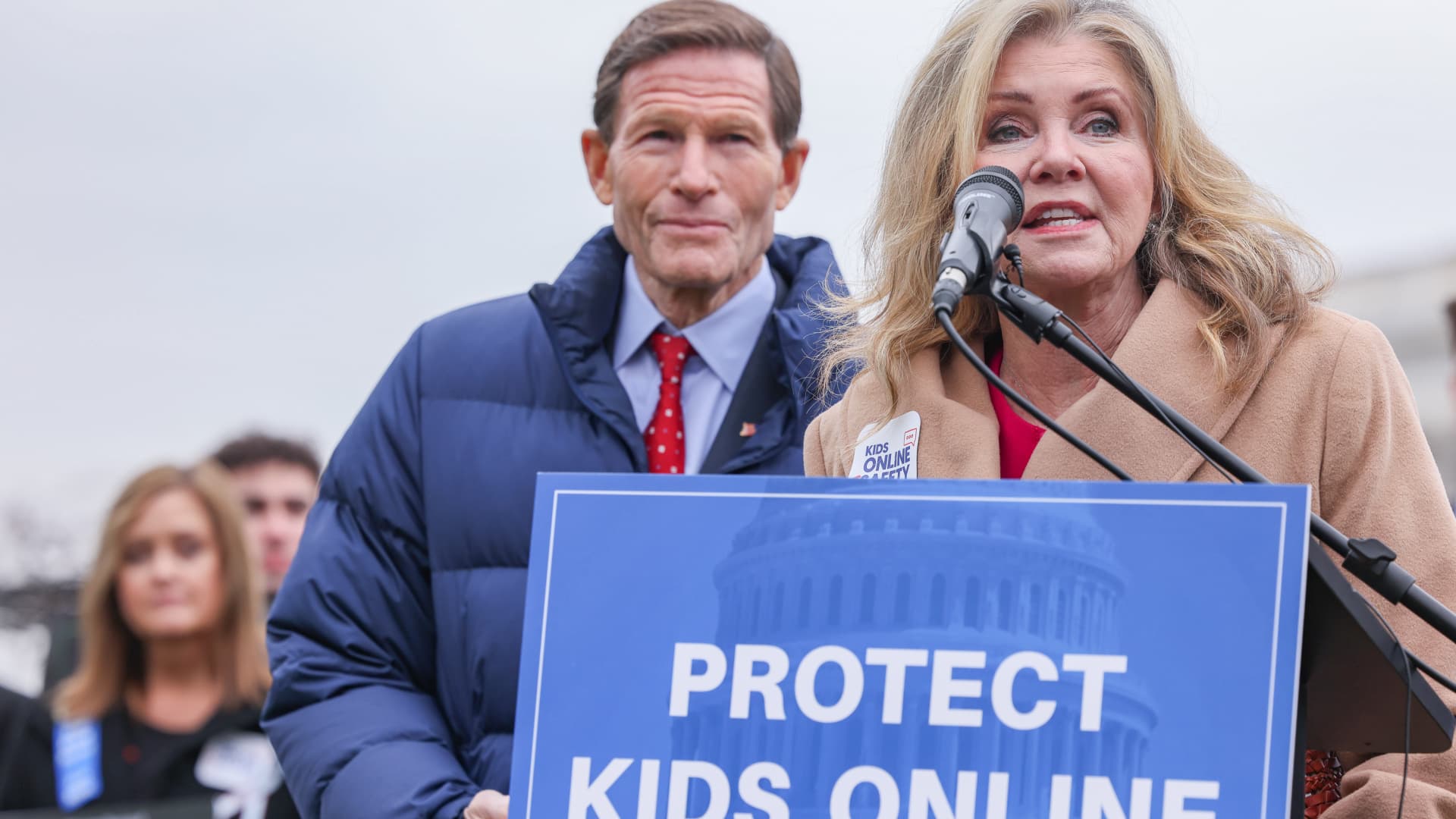 U.S. Federal AI Regulation Looms, Says Sen. Blackburn