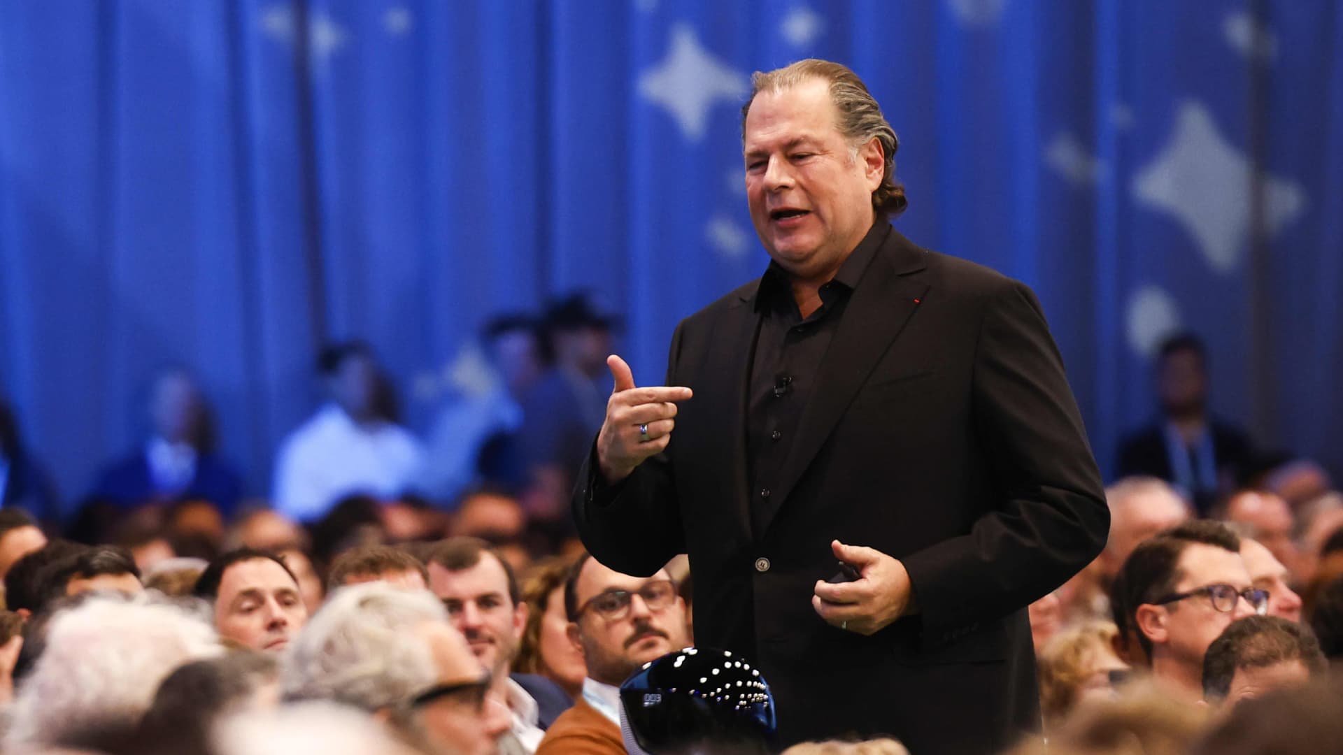 Salesforce CEO Apologizes for Suggesting Trump Deploy Troops to San Francisco