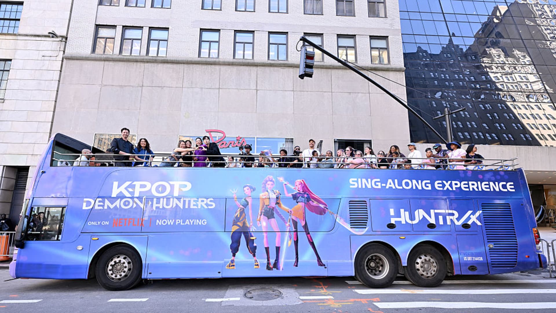 Netflix Holds Steady Amid Media Strategy Shifts