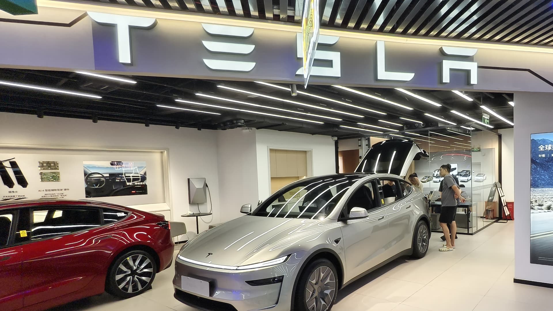 Tesla's Revenue Up, But Operating Costs Surge