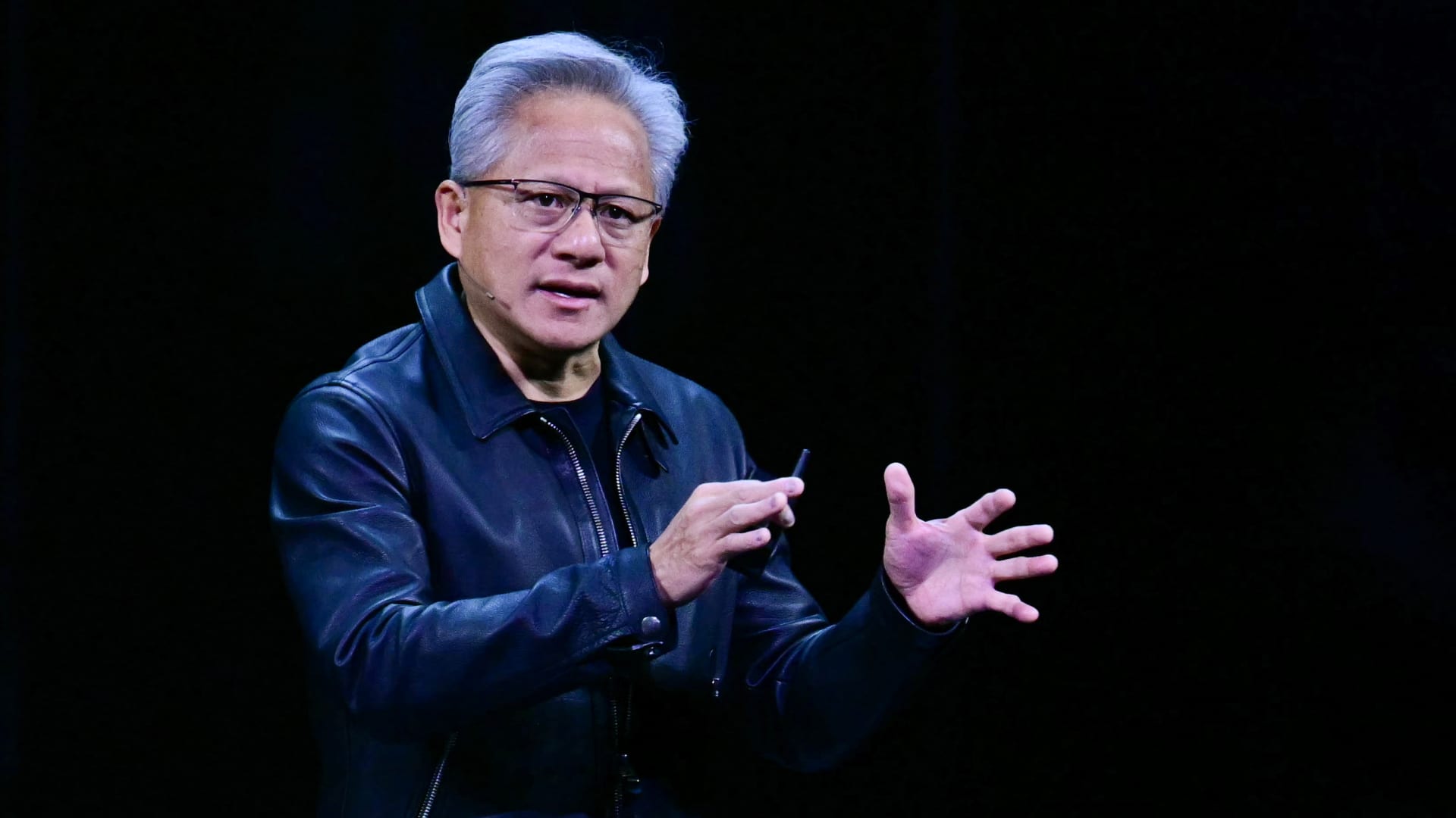 Huang: Nvidia AI Chips Now in Full Production in Arizona