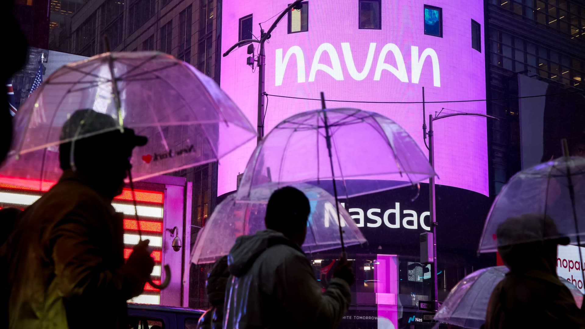 Navan Shares Plunge in Debut Following  Billion IPO