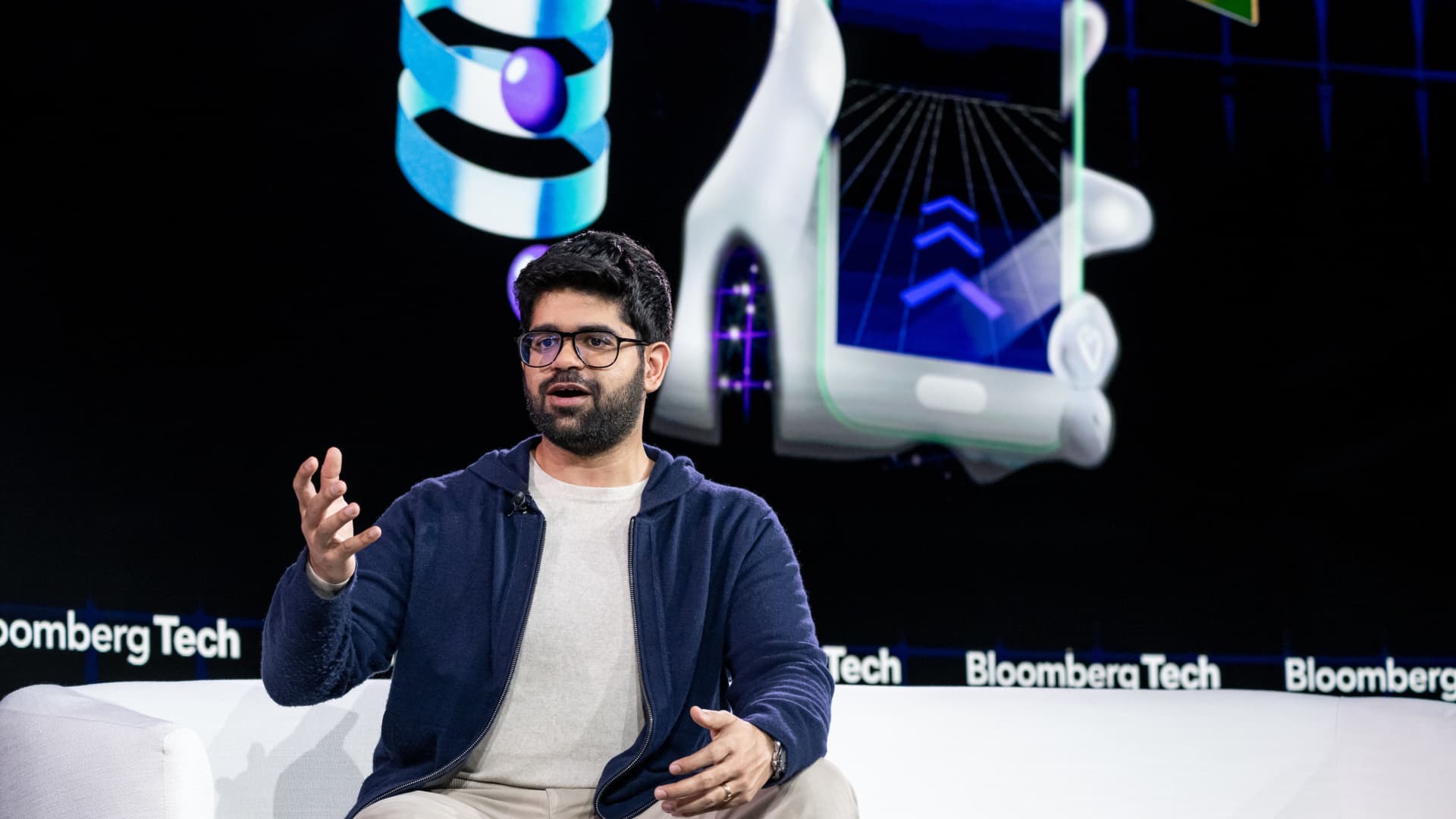 Perplexity AI Accuses Amazon of Bullying Over Comet Legal Threat