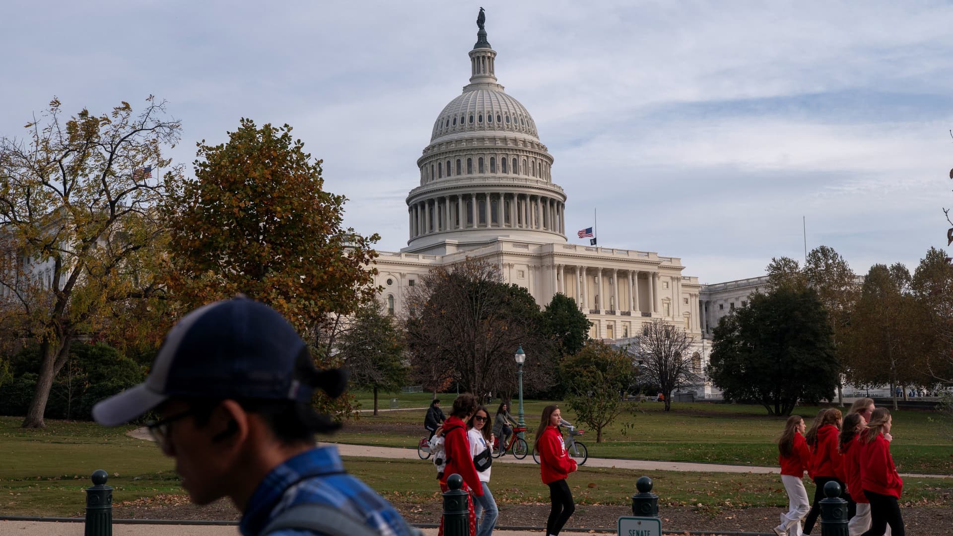 5 Things to Watch Before the Stock Market Opens Monday