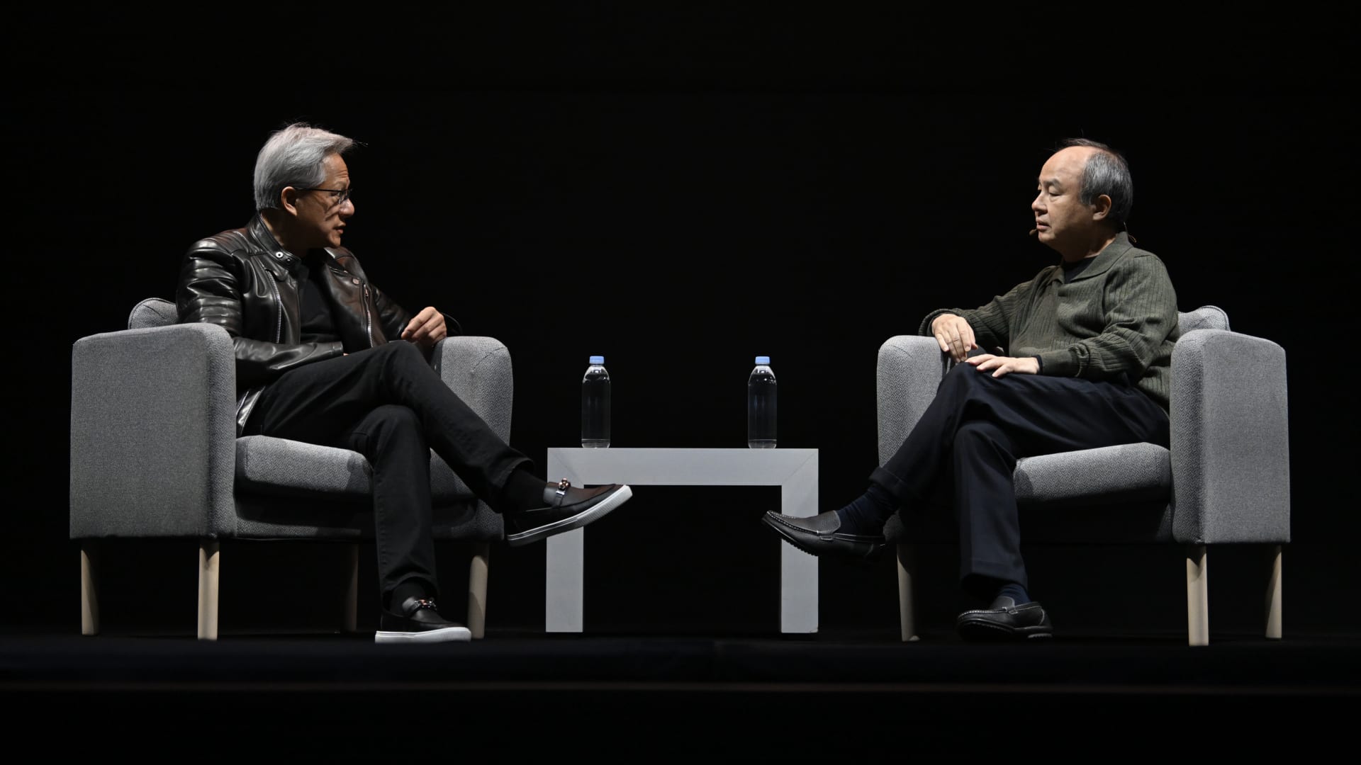 SoftBank Bets on OpenAI Despite 'Big Short' Investor's Warnings