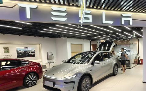Tesla's Revenue Up, But Operating Costs Surge