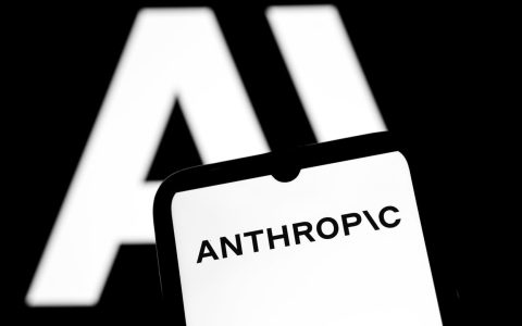 title.Anthropic Said to Plan Huge IPO to Compete With OpenAI, FT Reports